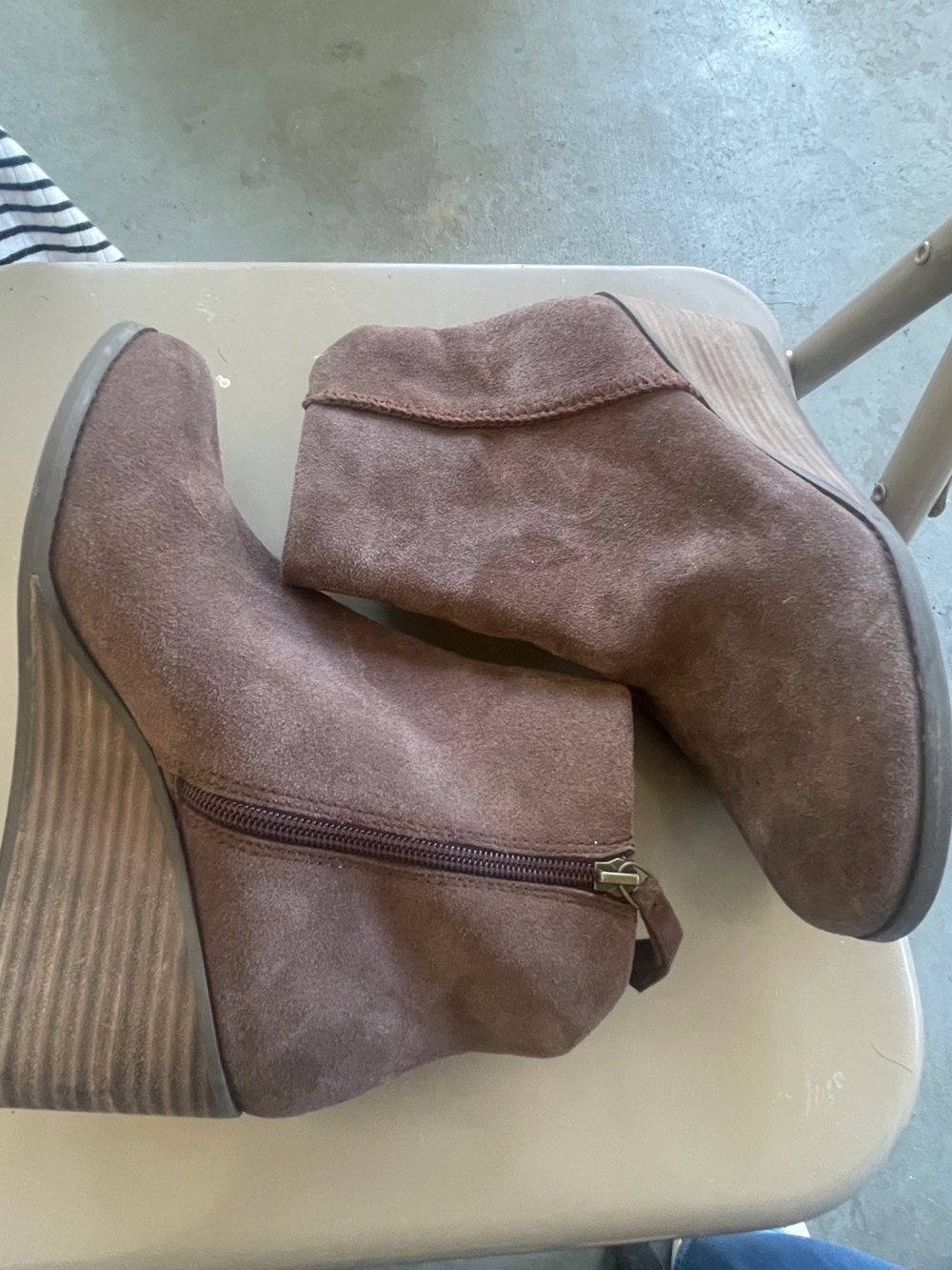 Toms Brown Suede Wedge Ankle Boots with Side Zip 8